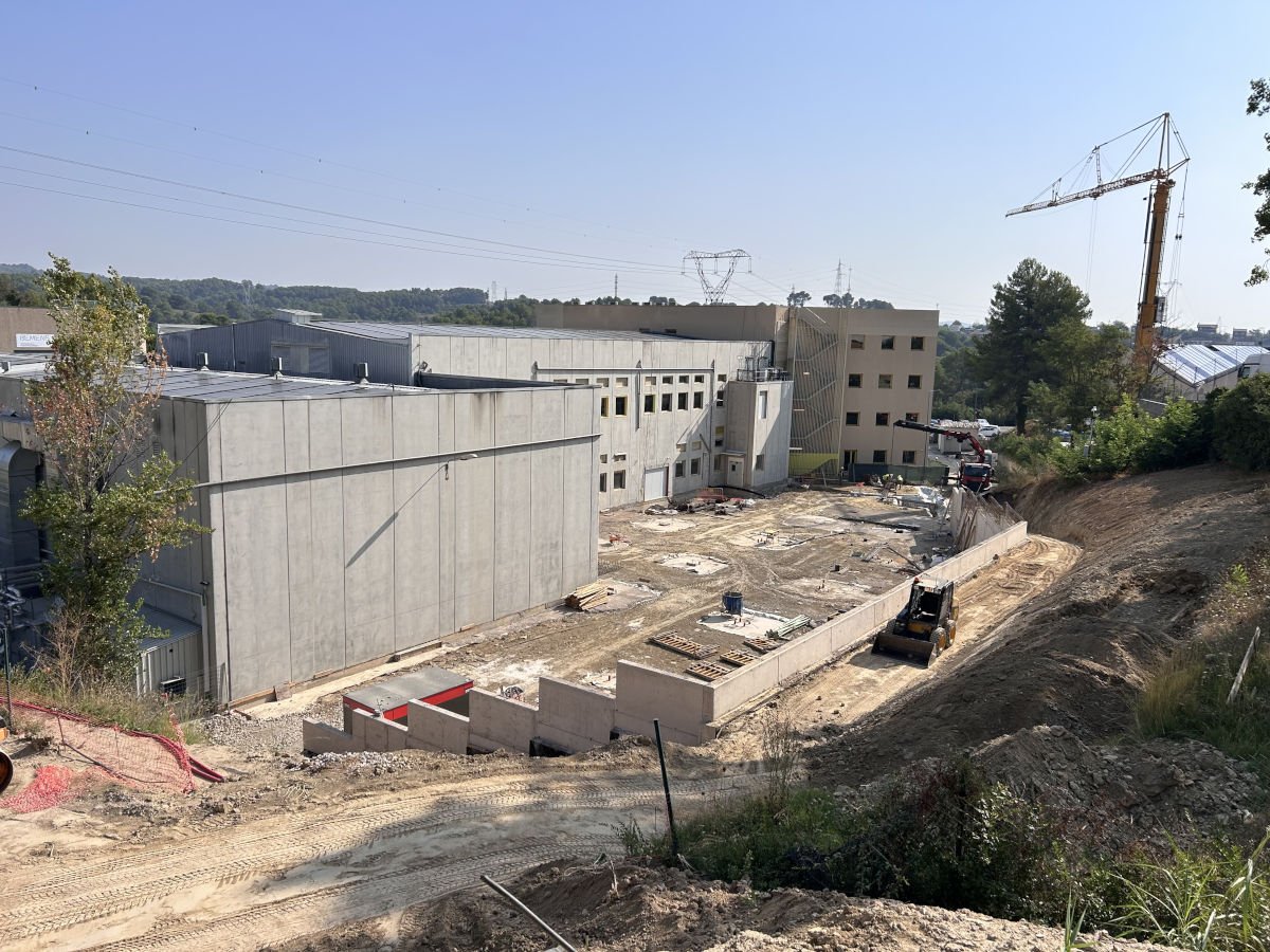 empresa construccio obres noves naus poligons industrials formigonat